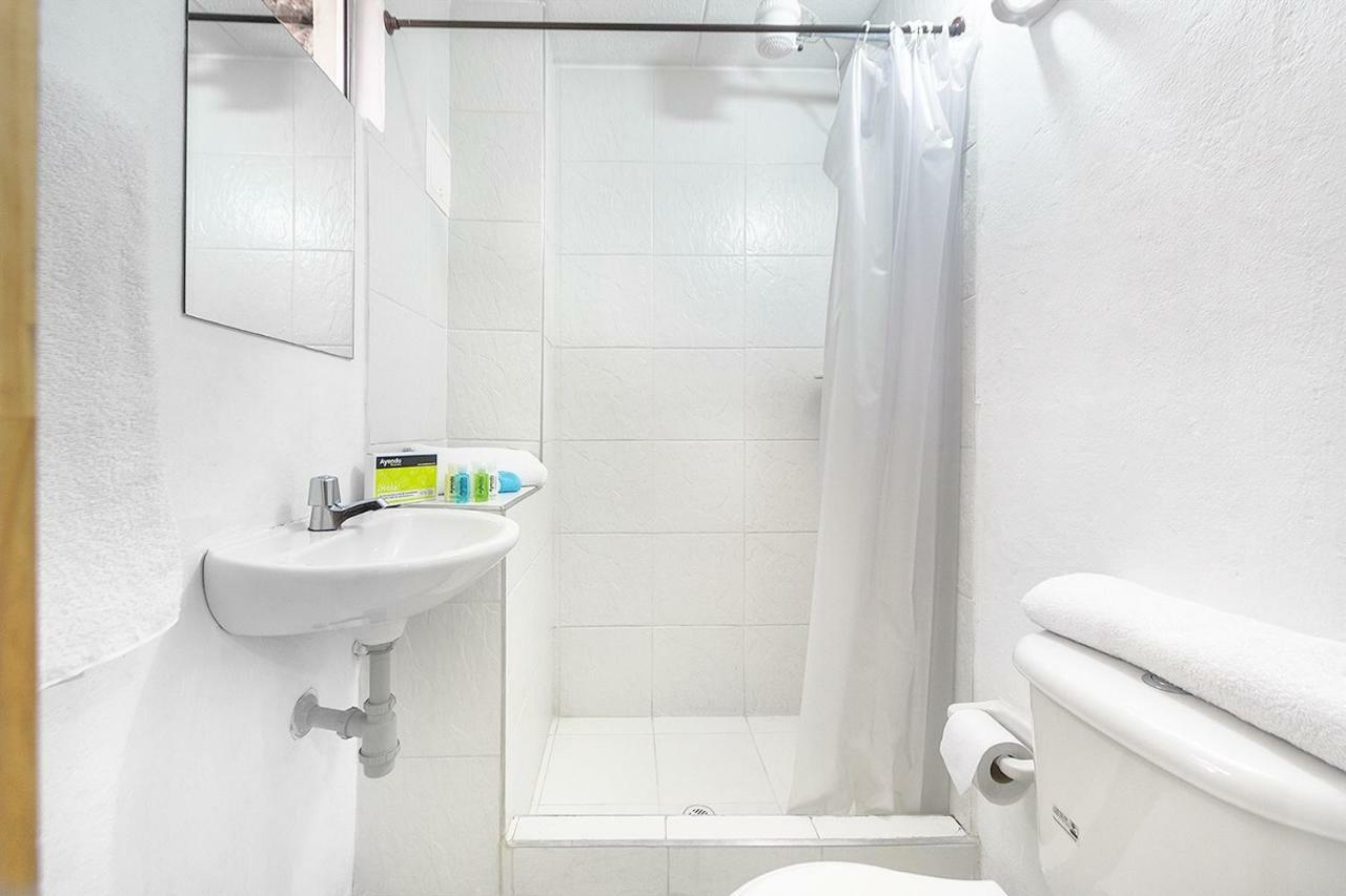 Hotel Casa Normandia Bogota Ngoại thất bức ảnh